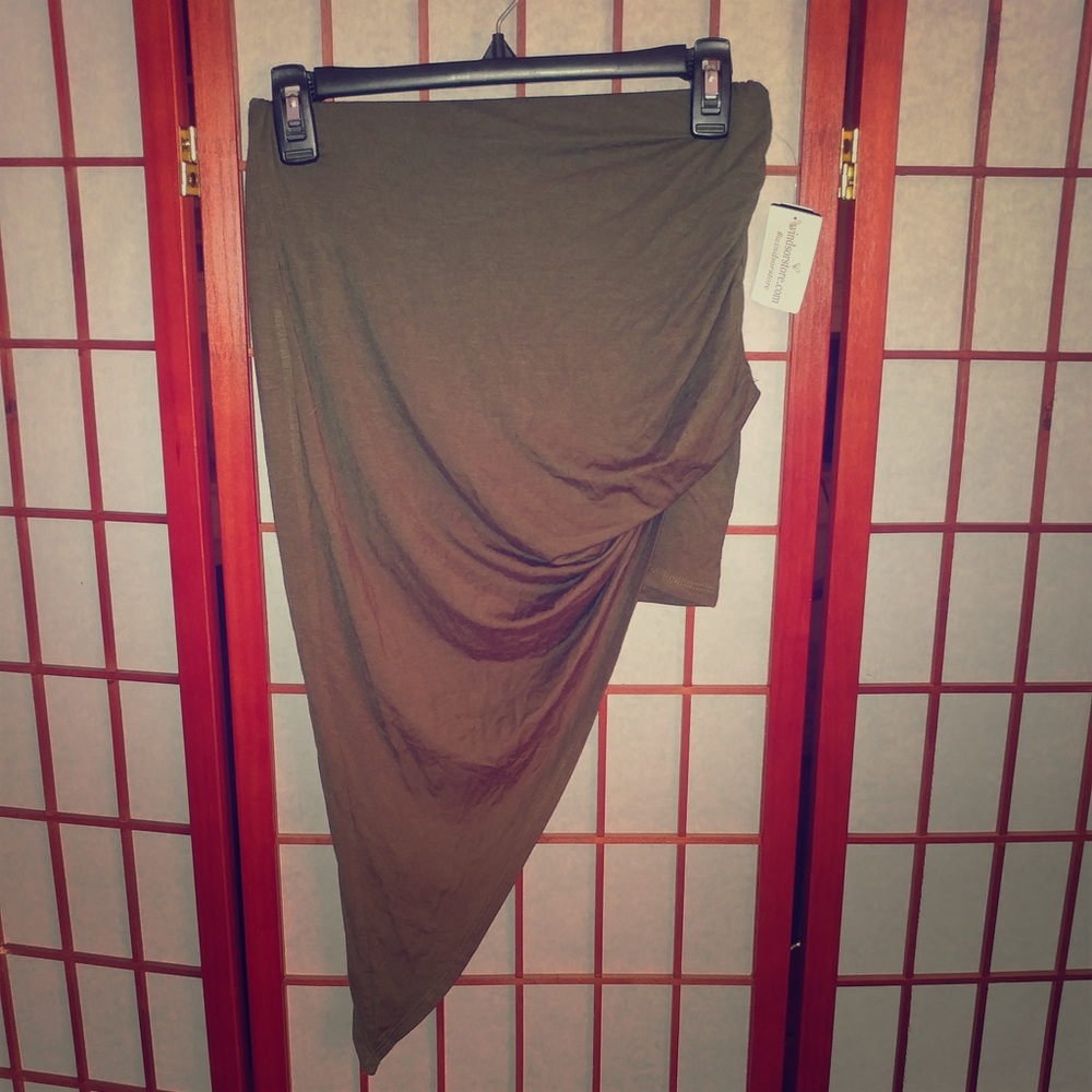 Windsor Olive a Little More Skirt, NWT!